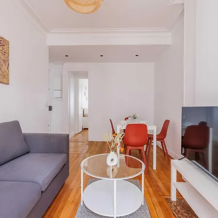 Appt 1 Bdr 2p Proche Buttes Chaumont Apartment *